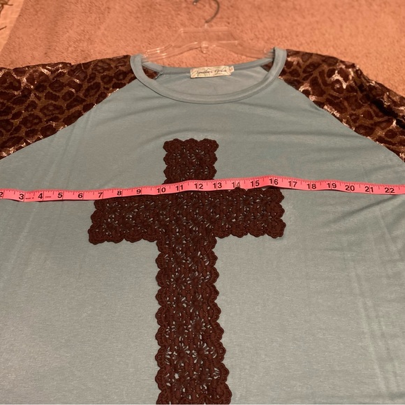 Ladies size 2X top - Picture 4 of 4